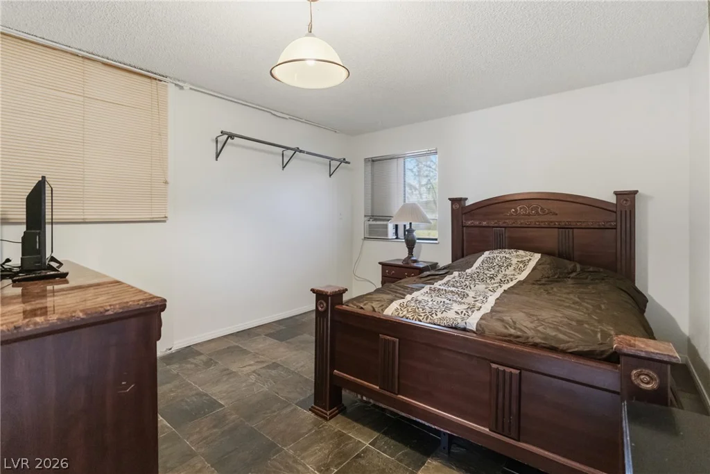 3198 El Cedro, Las Vegas, NV 89121