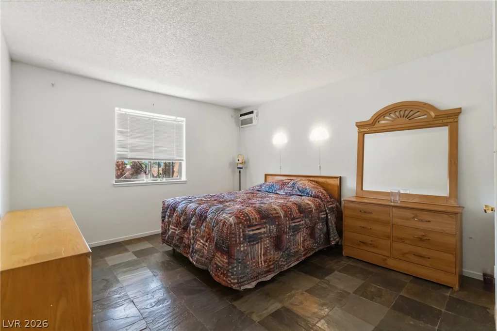 3198 El Cedro, Las Vegas, NV 89121