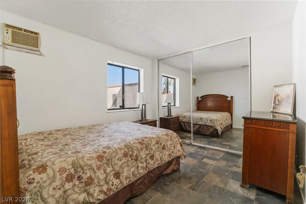 3198 El Cedro, Las Vegas, NV 89121