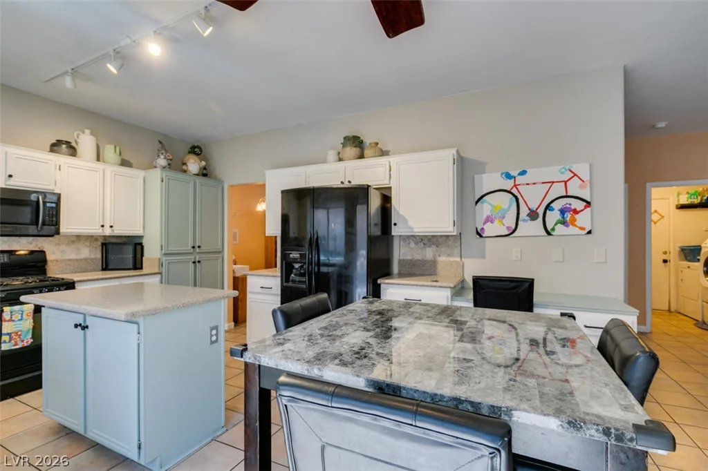 827 Fuerte, Henderson, NV 89015