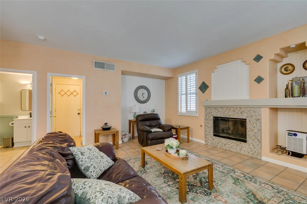 827 Fuerte, Henderson, NV 89015