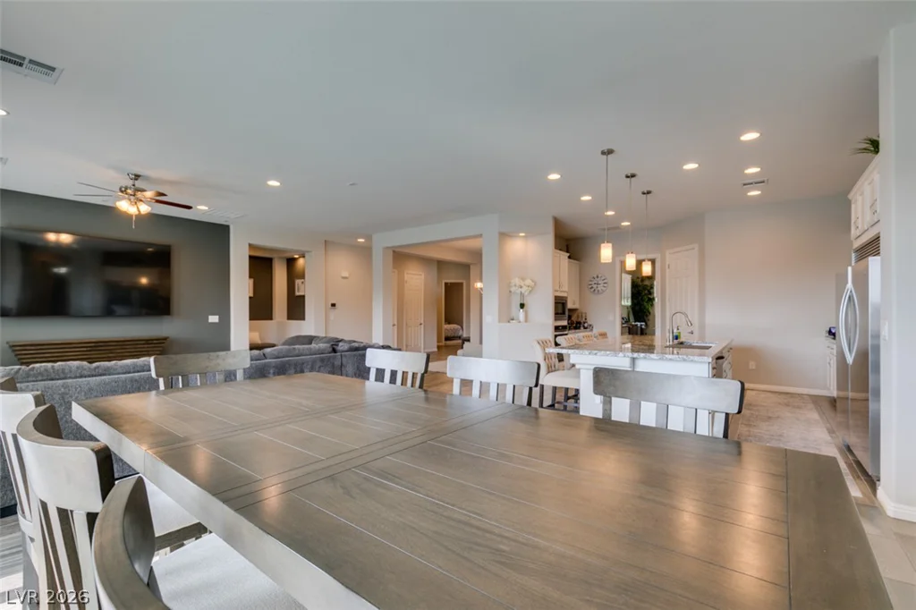 7012 Arabian Ridge, Las Vegas, NV 89131