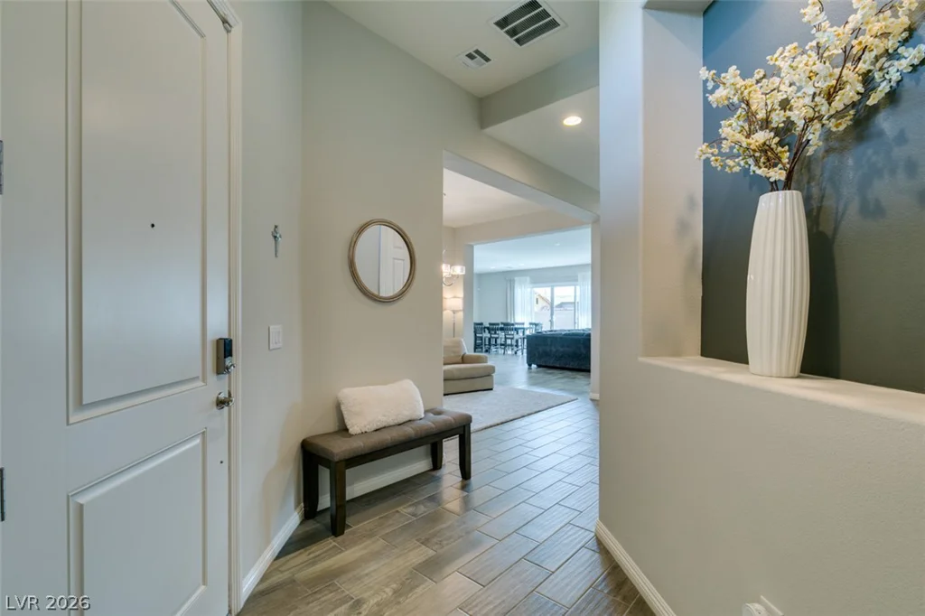 7012 Arabian Ridge, Las Vegas, NV 89131