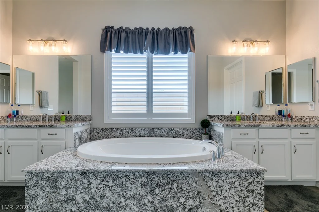 7012 Arabian Ridge, Las Vegas, NV 89131