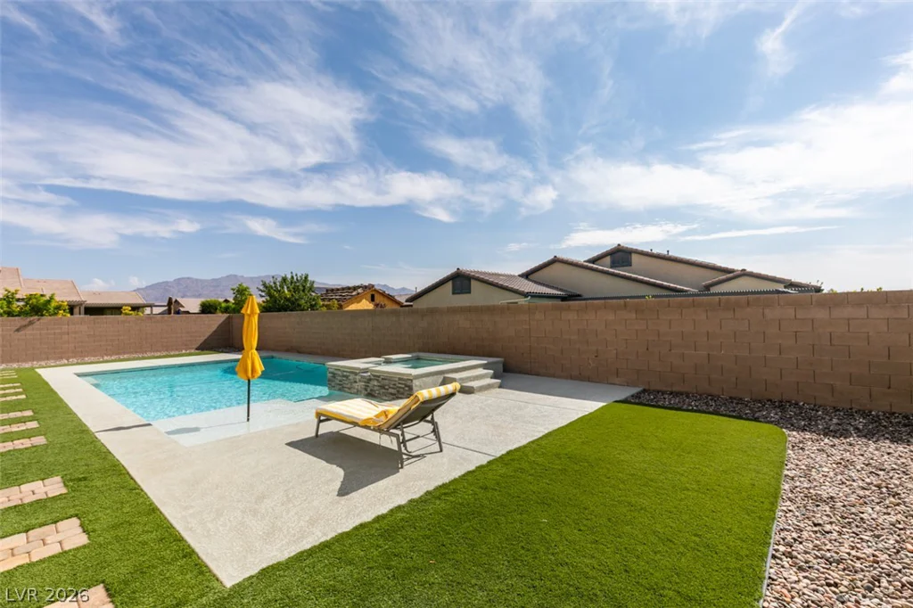 7012 Arabian Ridge, Las Vegas, NV 89131