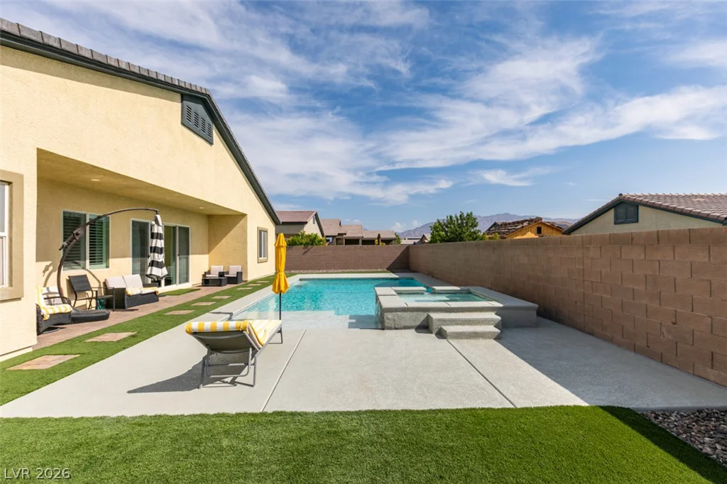 7012 Arabian Ridge, Las Vegas, NV 89131