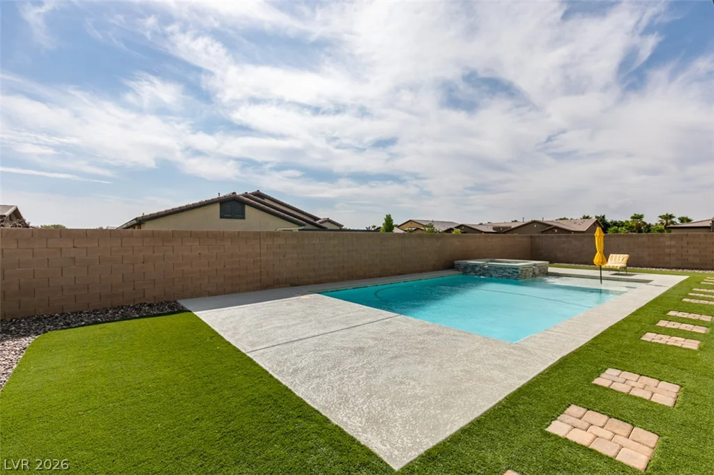 7012 Arabian Ridge, Las Vegas, NV 89131
