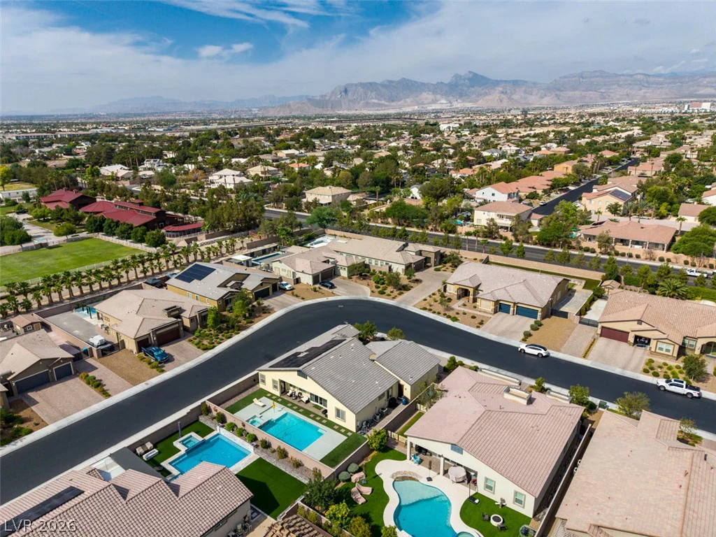 7012 Arabian Ridge, Las Vegas, NV 89131