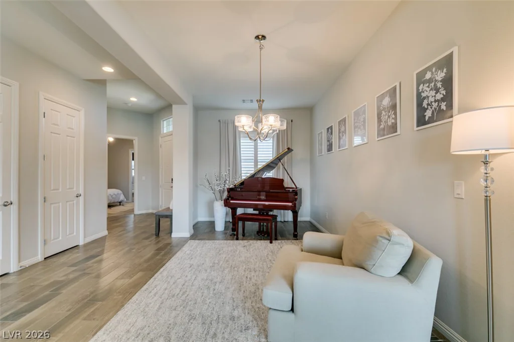 7012 Arabian Ridge, Las Vegas, NV 89131