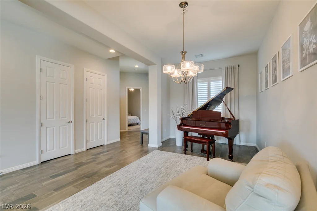 7012 Arabian Ridge, Las Vegas, NV 89131