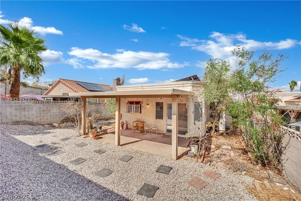 2348 Beaver Bay, Las Vegas, NV 89156