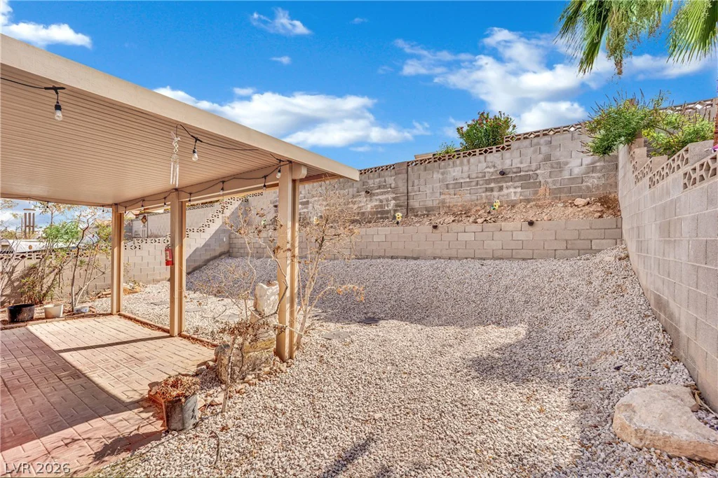2348 Beaver Bay, Las Vegas, NV 89156