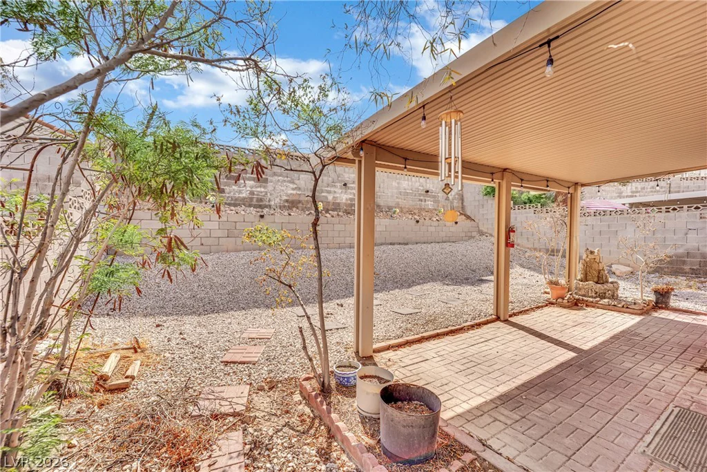 2348 Beaver Bay, Las Vegas, NV 89156