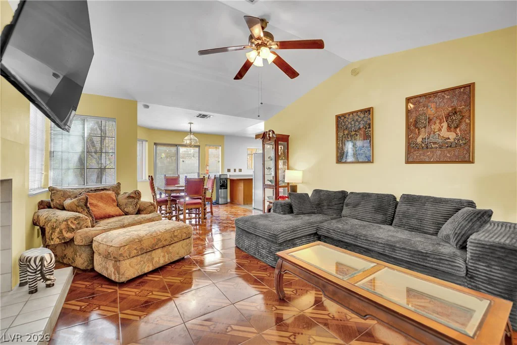 2348 Beaver Bay, Las Vegas, NV 89156