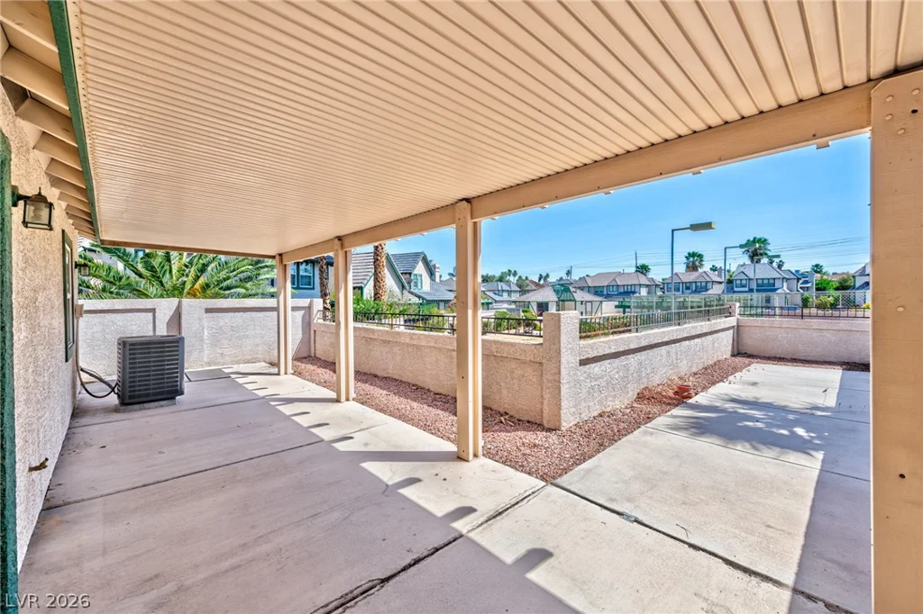 3963 Pembridge, Las Vegas, NV 89121