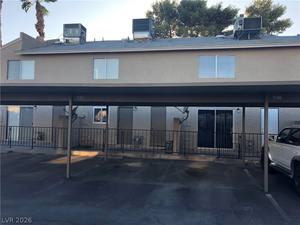 585 Sellers, Henderson, NV 89011