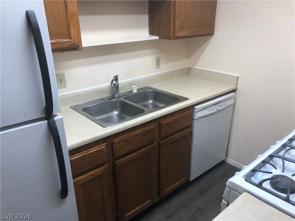 585 Sellers, Henderson, NV 89011