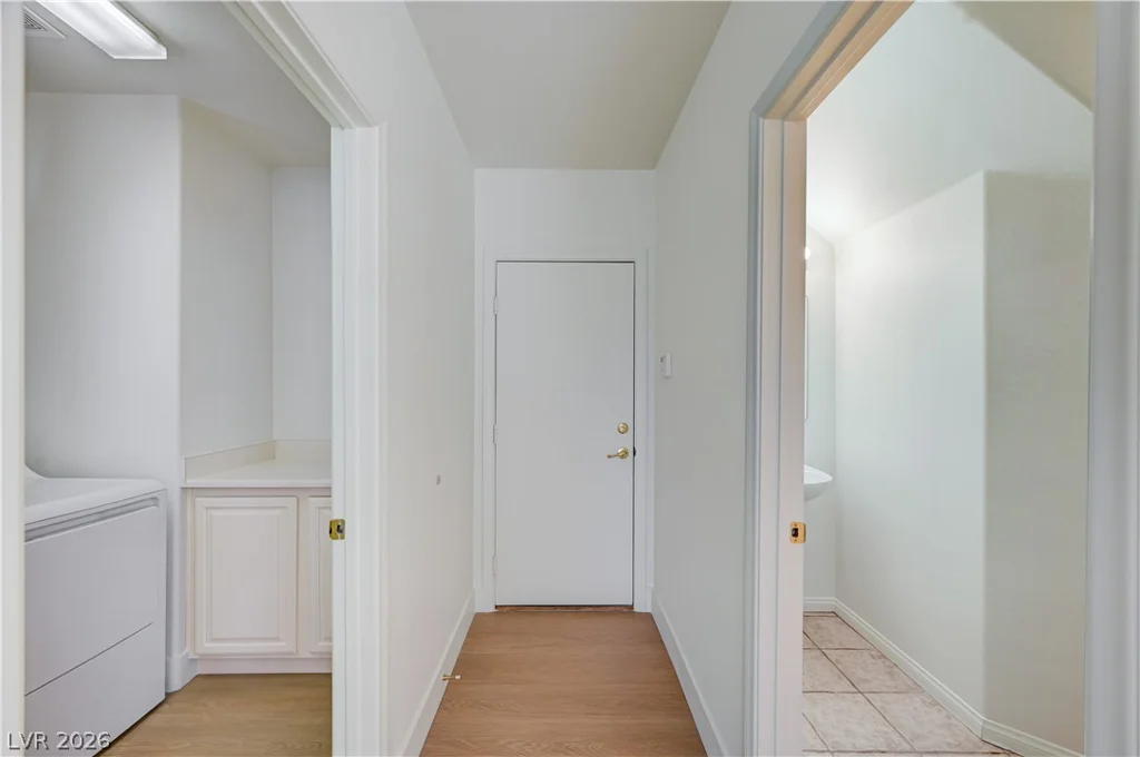356 Lakewood Garden, Las Vegas, NV 89148