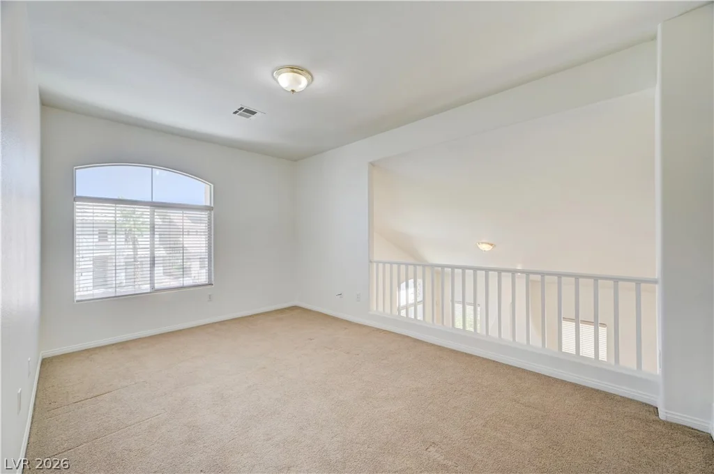 356 Lakewood Garden, Las Vegas, NV 89148