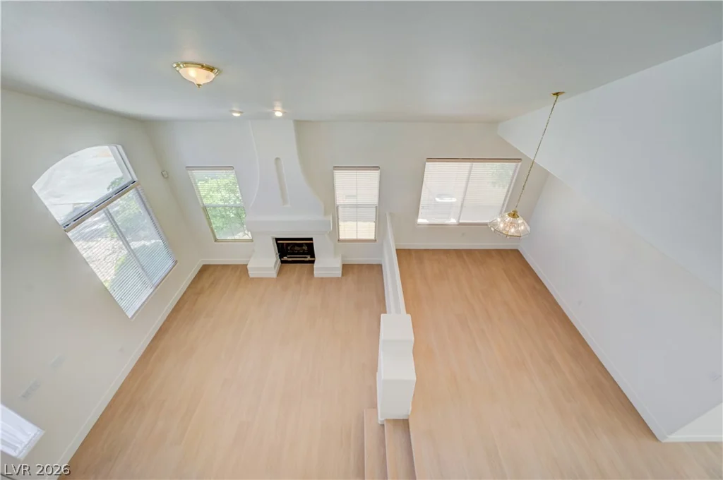 356 Lakewood Garden, Las Vegas, NV 89148