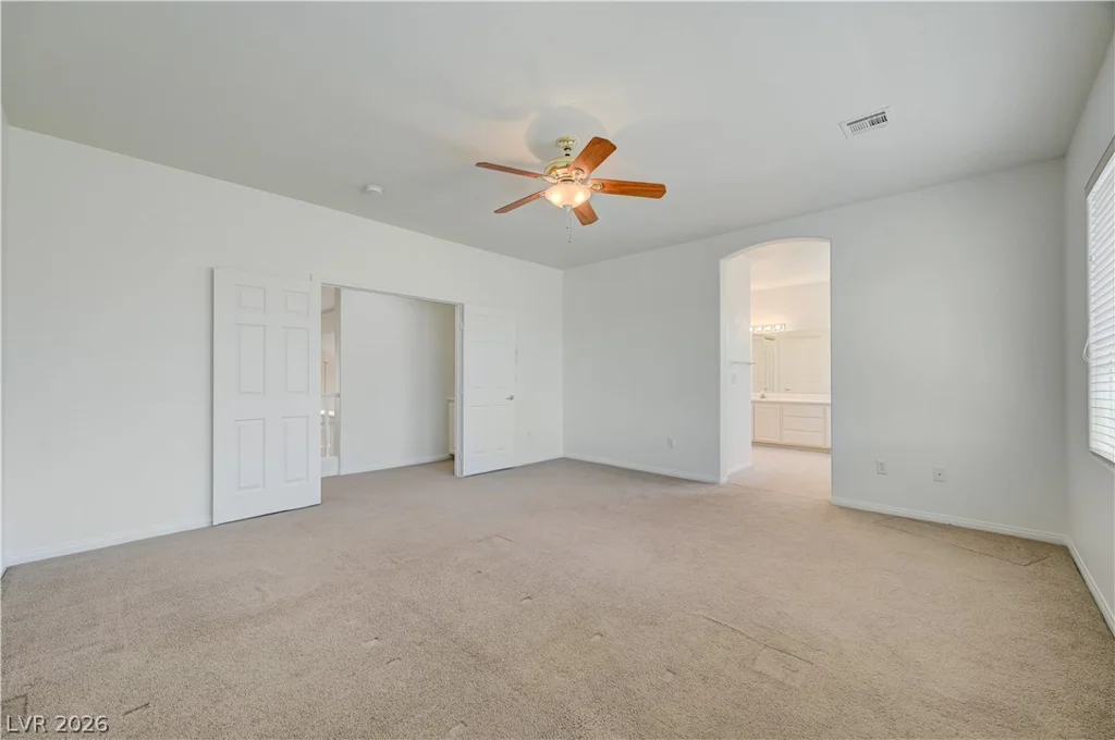 356 Lakewood Garden, Las Vegas, NV 89148