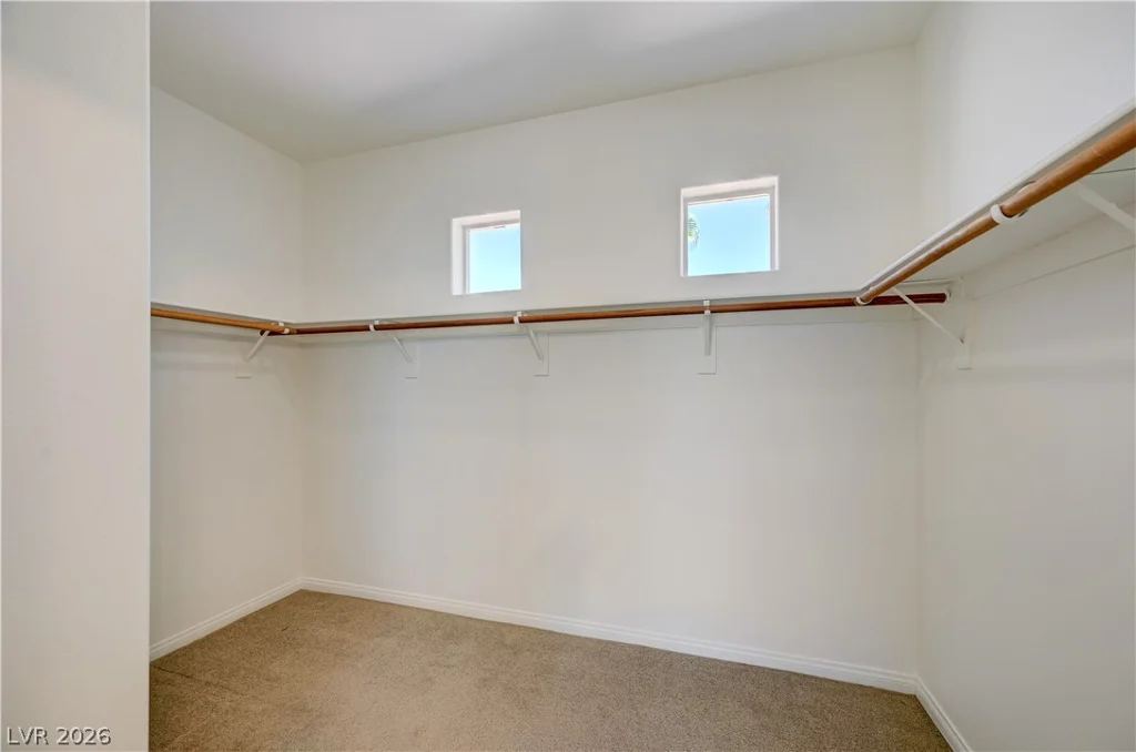 356 Lakewood Garden, Las Vegas, NV 89148