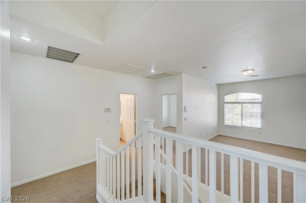 356 Lakewood Garden, Las Vegas, NV 89148