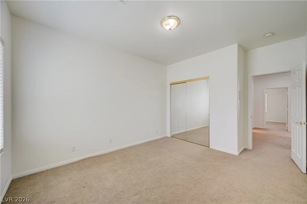 356 Lakewood Garden, Las Vegas, NV 89148
