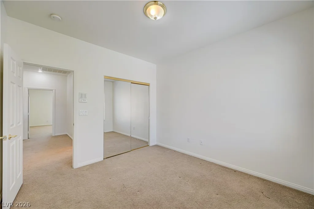 356 Lakewood Garden, Las Vegas, NV 89148