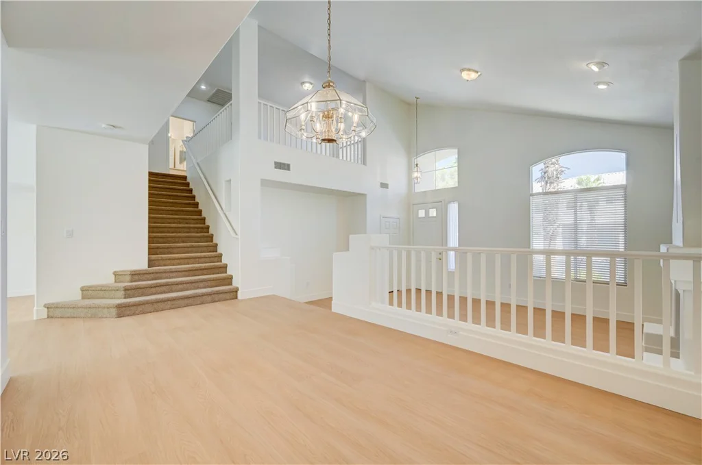 356 Lakewood Garden, Las Vegas, NV 89148