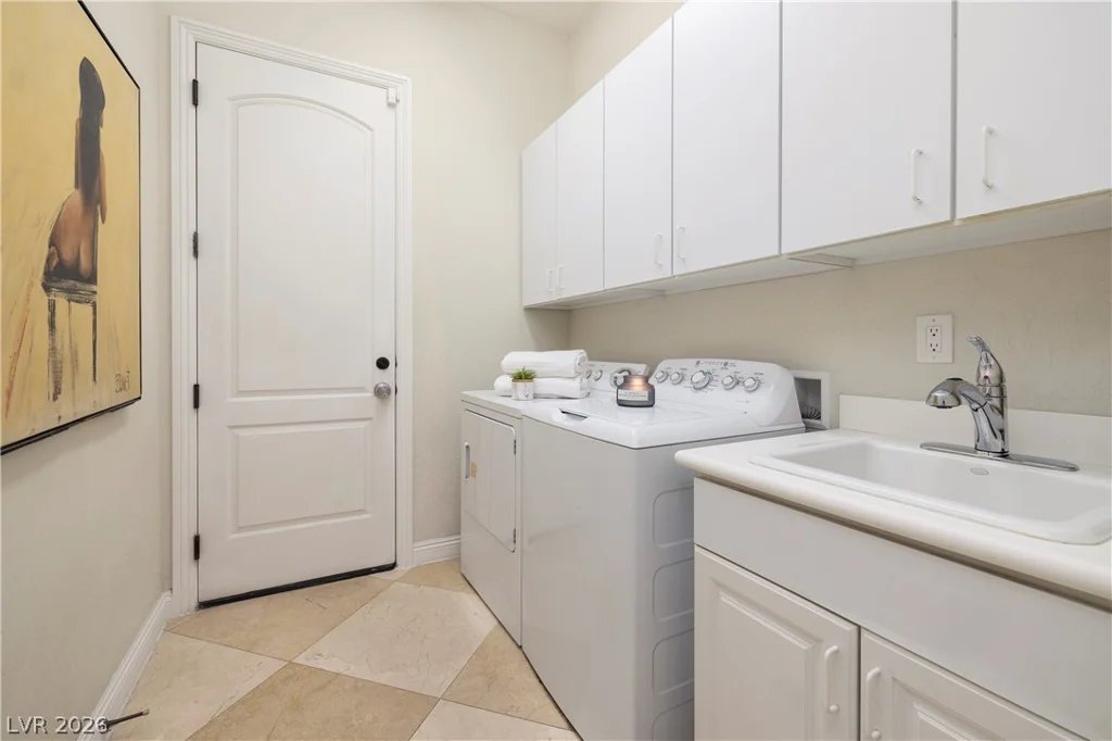 2781 Josephine, Henderson, NV 89044