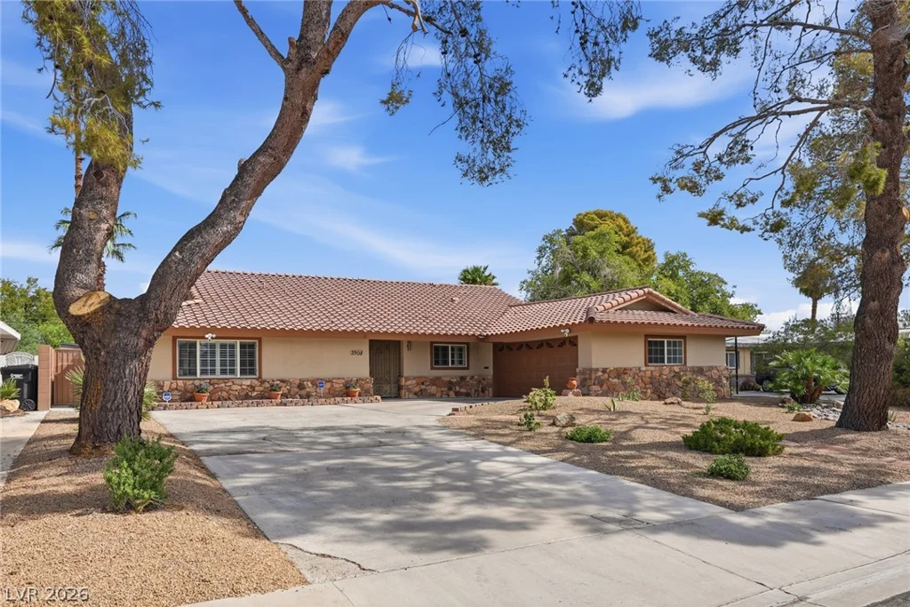 2908 Mason, Las Vegas, NV 89102