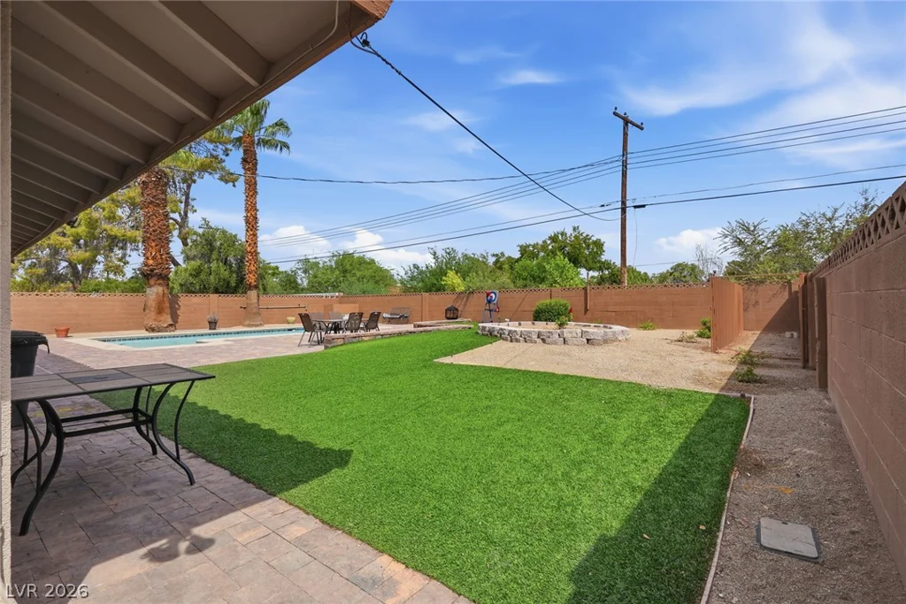 2908 Mason, Las Vegas, NV 89102