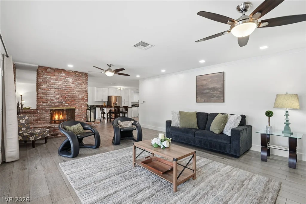 2908 Mason, Las Vegas, NV 89102
