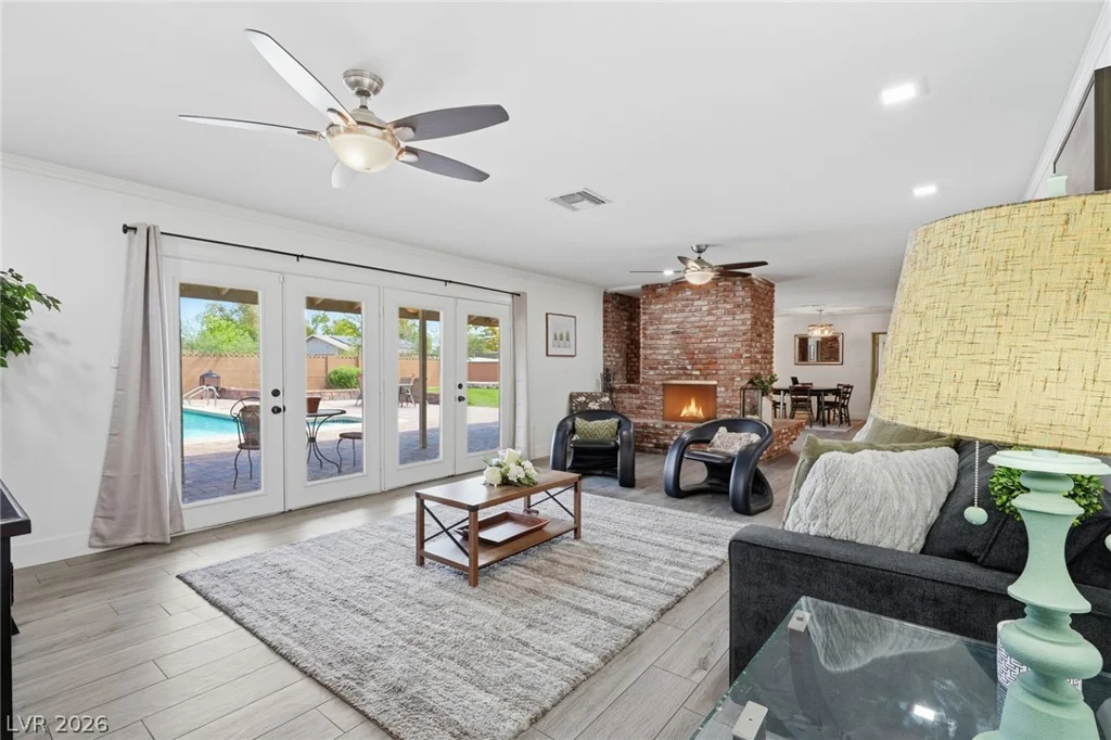 2908 Mason, Las Vegas, NV 89102