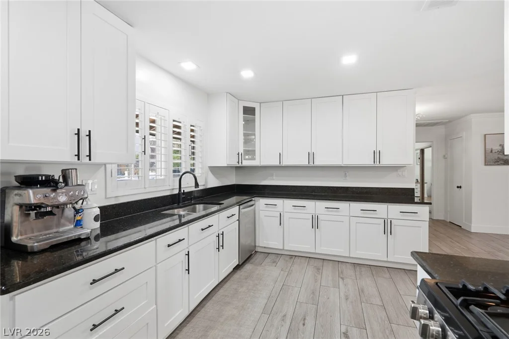 2908 Mason, Las Vegas, NV 89102