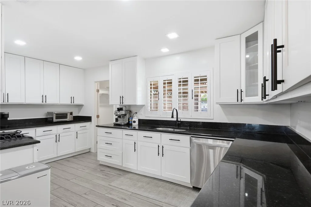 2908 Mason, Las Vegas, NV 89102