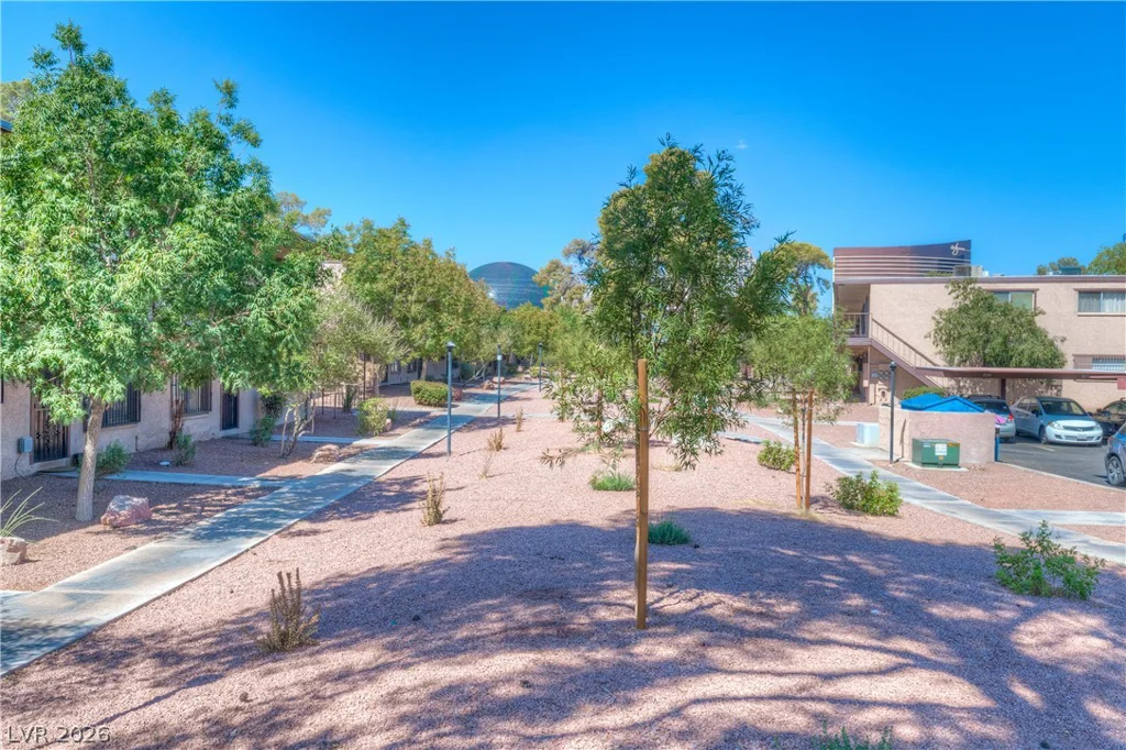 3726 Hazelwood, Las Vegas, NV 89119