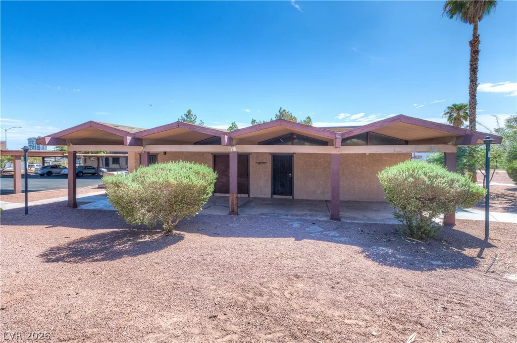 3726 Hazelwood, Las Vegas, NV 89119
