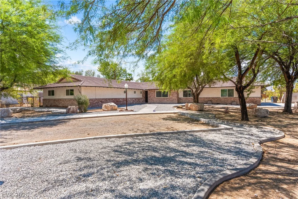 3385 Sisk, Las Vegas, NV 89108