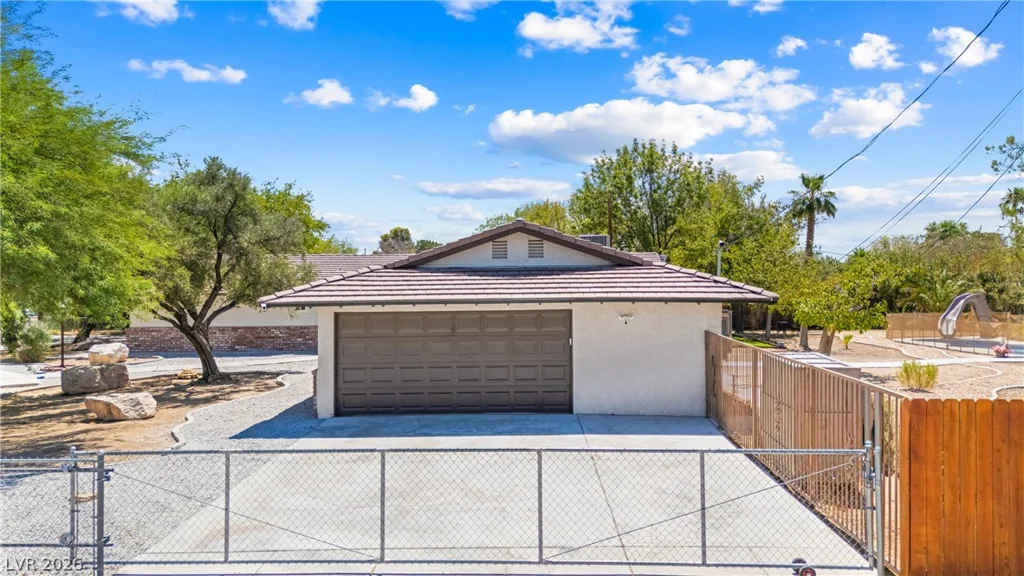 3385 Sisk, Las Vegas, NV 89108