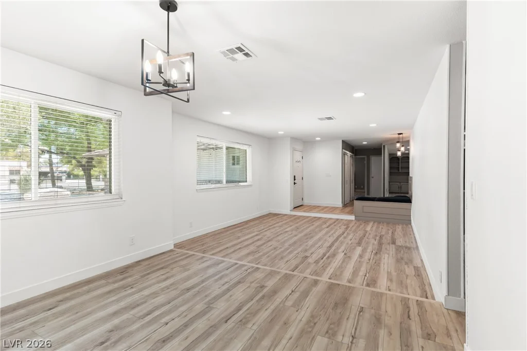3385 Sisk, Las Vegas, NV 89108