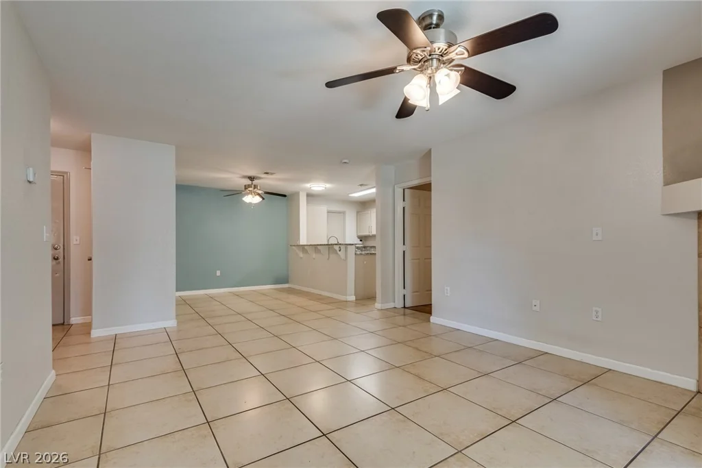 8452 Boseck, Las Vegas, NV 89145