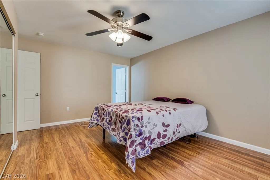 8452 Boseck, Las Vegas, NV 89145