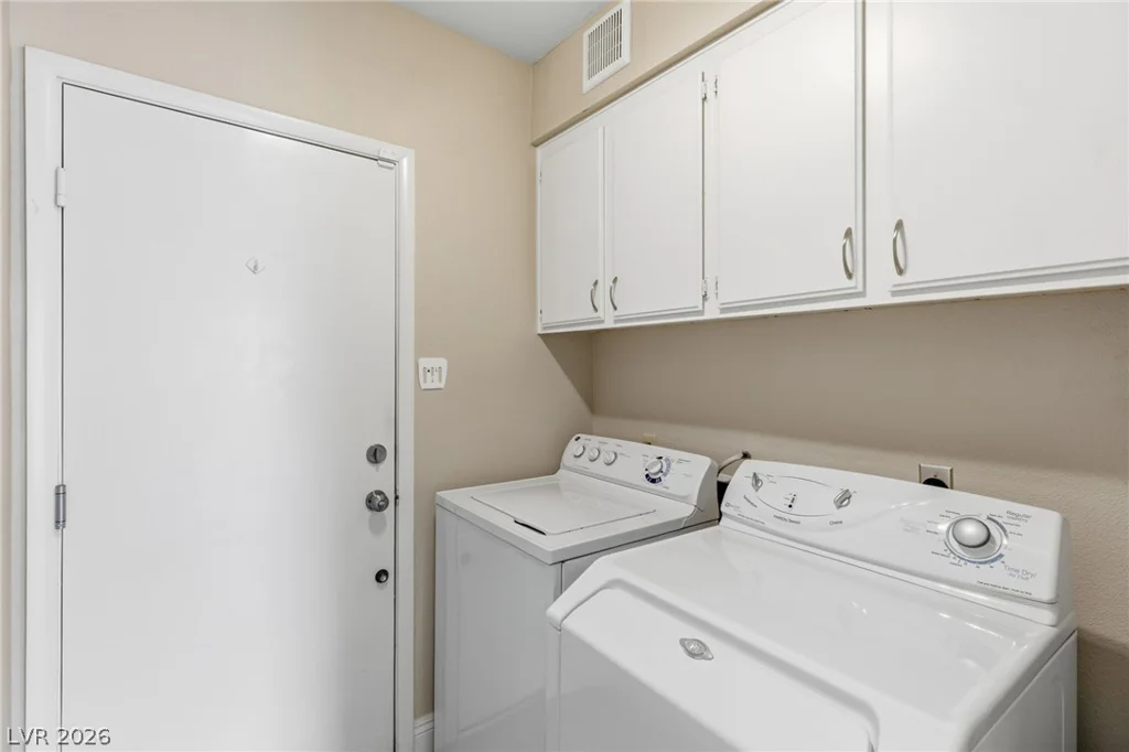 582 Cervantes, Henderson, NV 89014