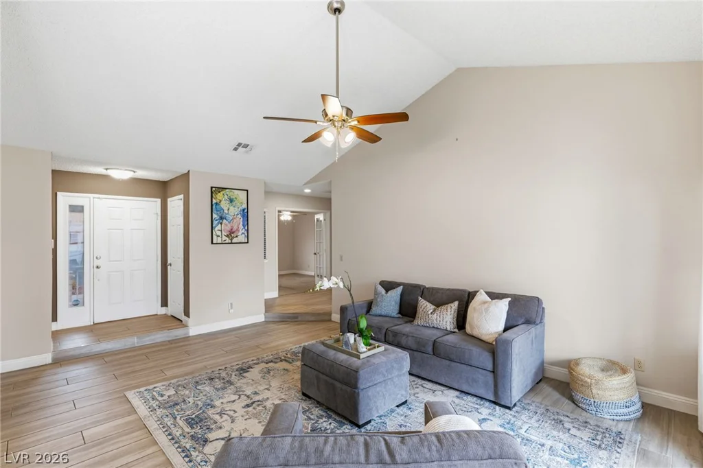 582 Cervantes, Henderson, NV 89014