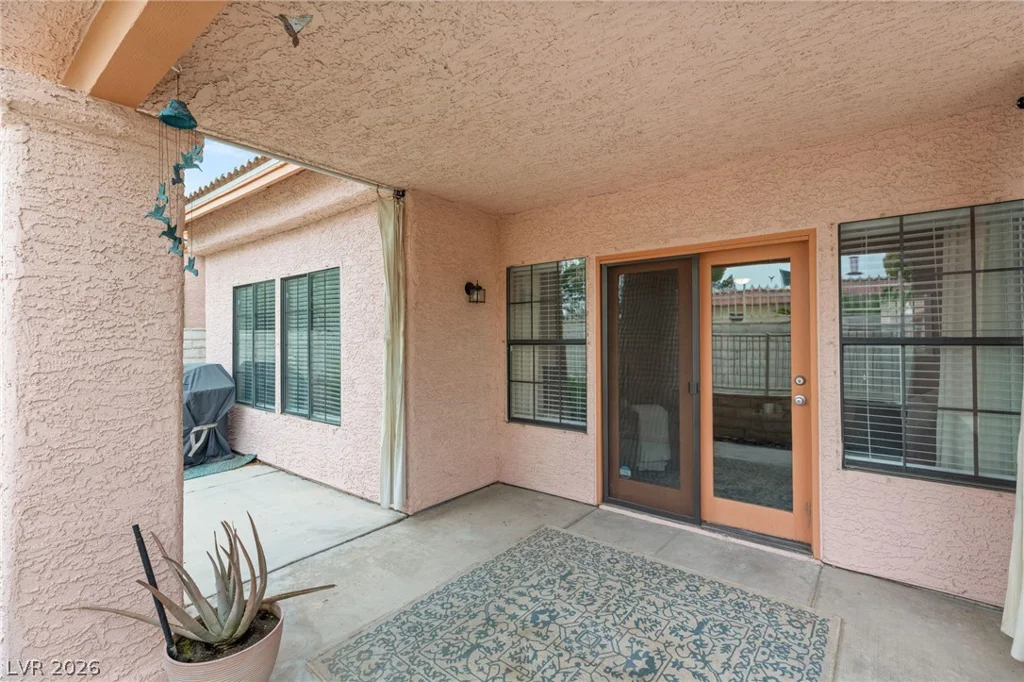 582 Cervantes, Henderson, NV 89014