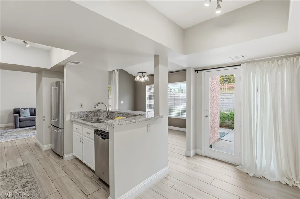 582 Cervantes, Henderson, NV 89014