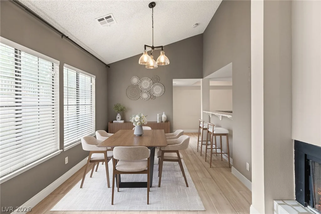 582 Cervantes, Henderson, NV 89014