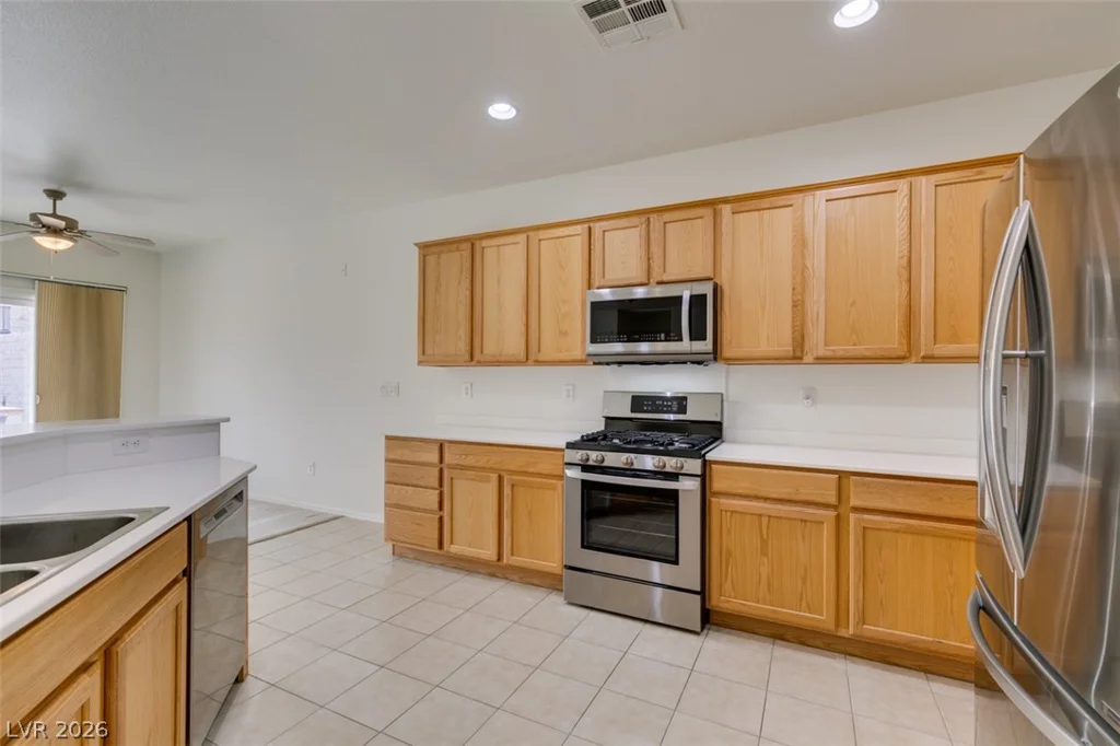2174 Savannah River, Henderson, NV 89044